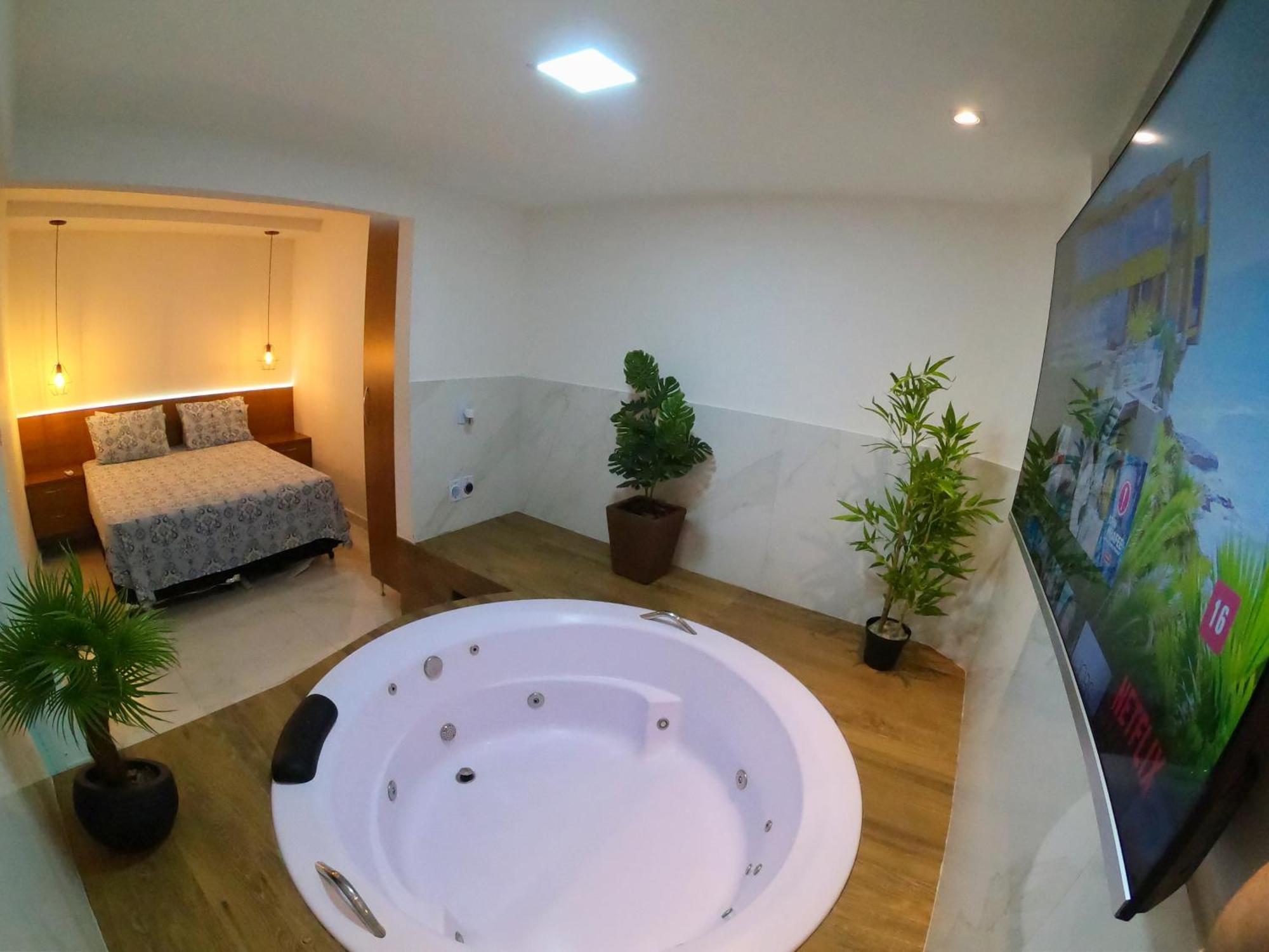 Th 101 - Flat Com Banheira De Hidromassagem Appartement Governador Valadares Buitenkant foto