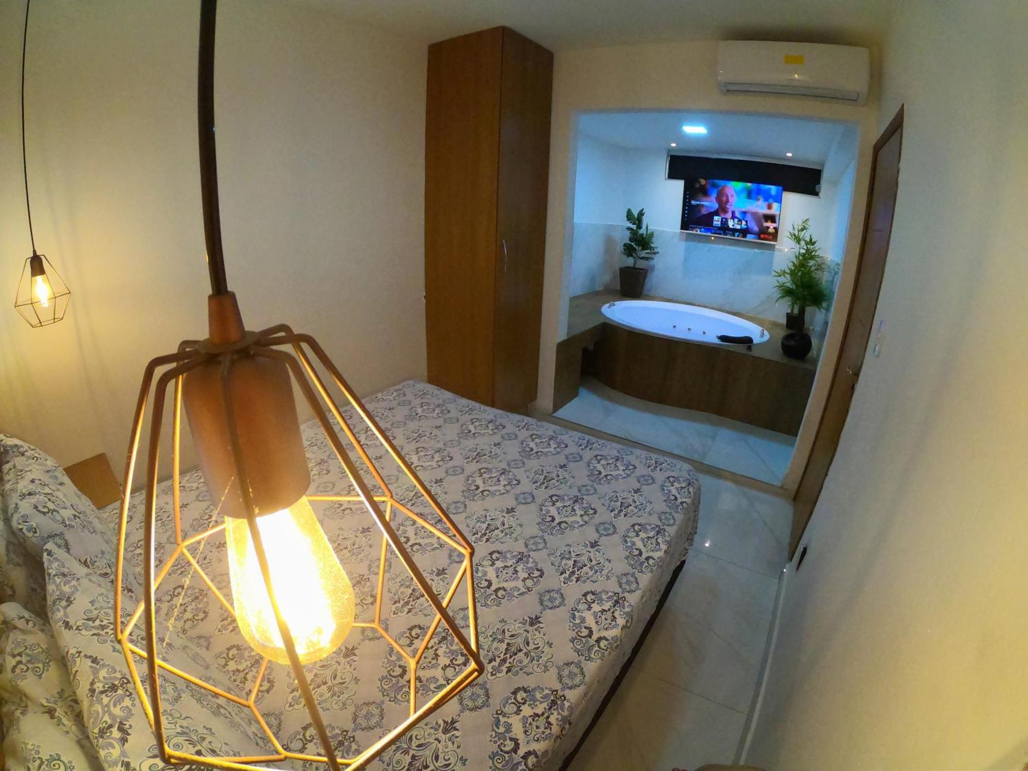 Th 101 - Flat Com Banheira De Hidromassagem Appartement Governador Valadares Buitenkant foto