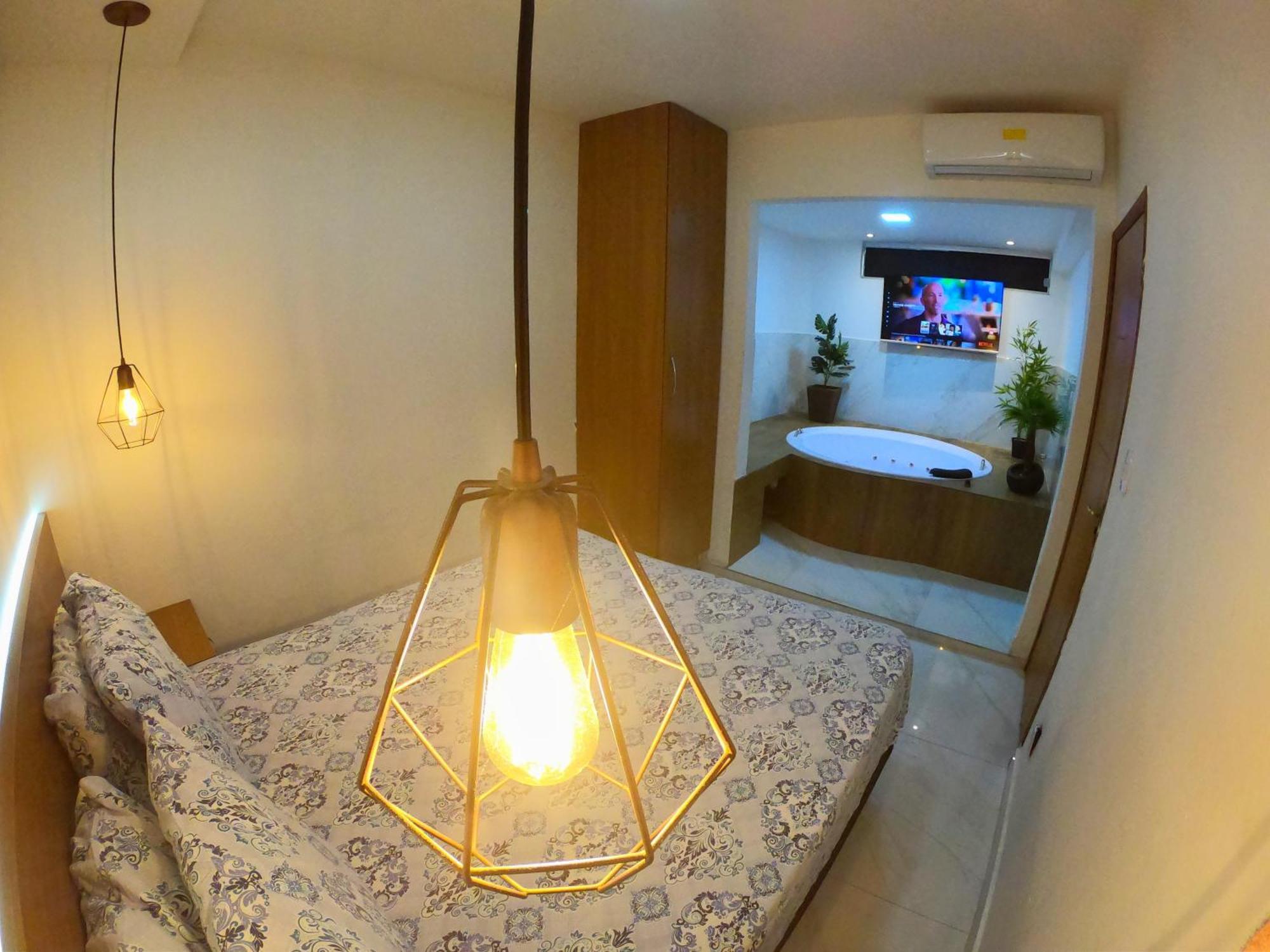 Th 101 - Flat Com Banheira De Hidromassagem Appartement Governador Valadares Buitenkant foto